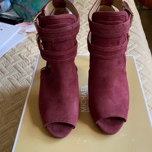 Michael Kors booties 7.5 M